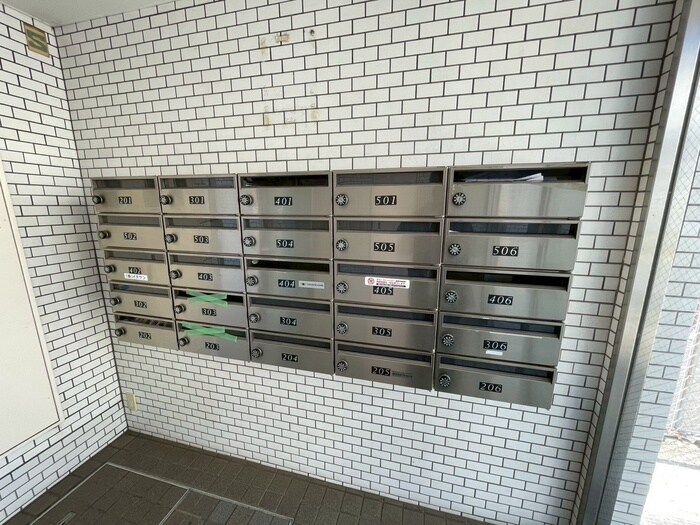 物件外観写真4　(建物設備)