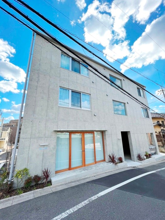 物件外観写真2　(外観写真)