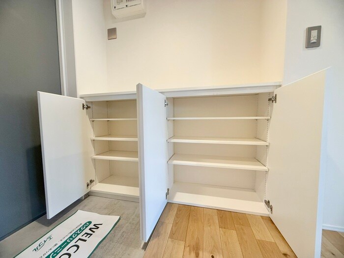 物件内観写真20　(靴箱)