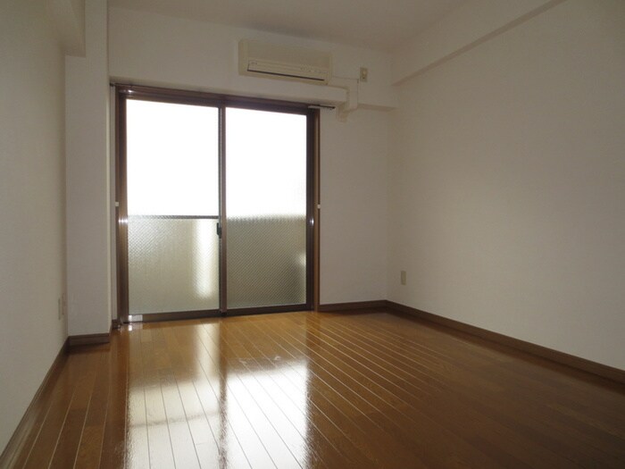 物件内観写真13　(居室)