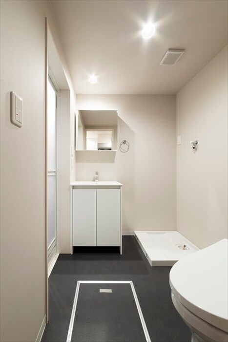 物件内観写真8　(洗面)