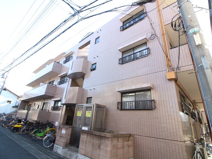 物件外観写真4　(エントランス部分)