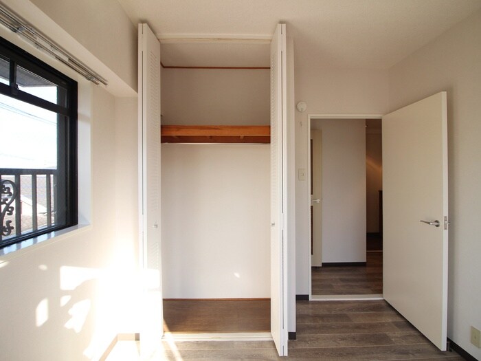 物件内観写真17　(収納)