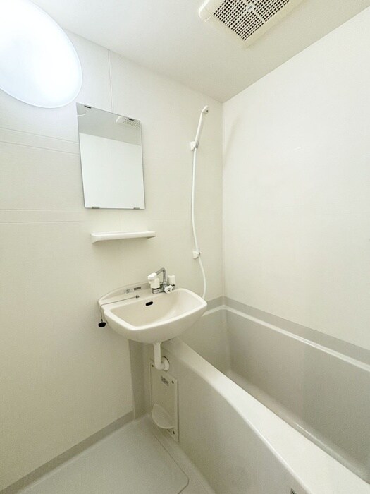 物件内観写真10　(バス／シャワールーム等)