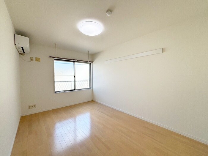 物件内観写真17　(居室)