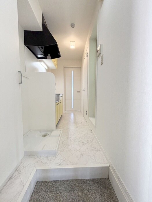 物件内観写真21　(玄関)