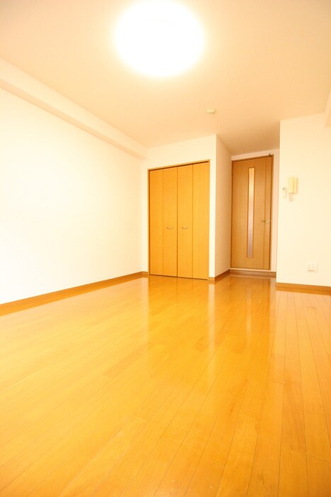 物件内観写真4　(居室)