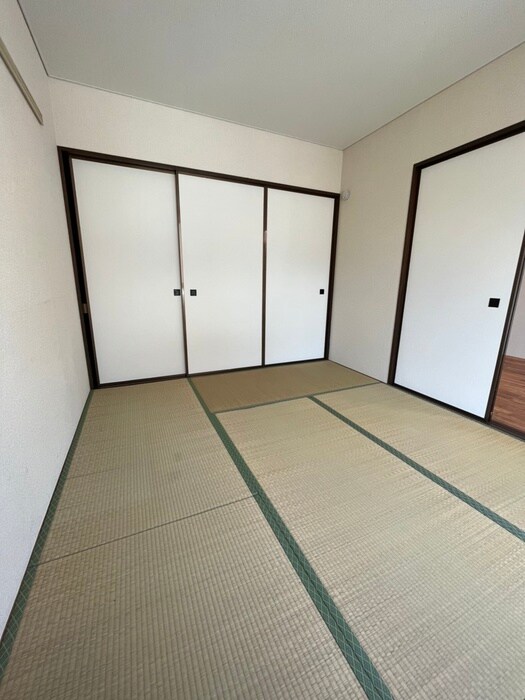 物件内観写真22　(居室)