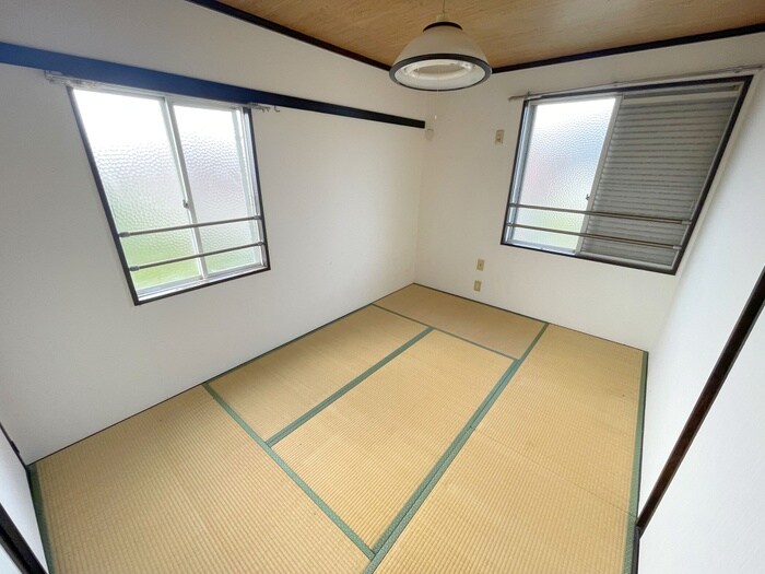 物件内観写真9　(居室)