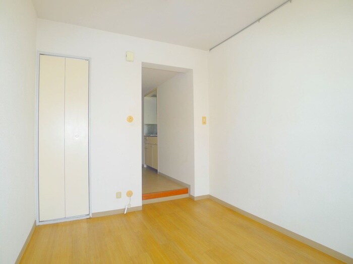 物件内観写真11　(居室)