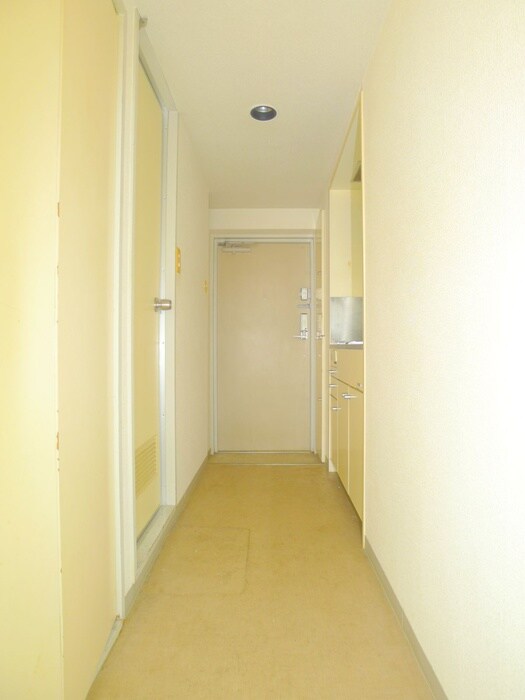 物件内観写真18　(廊下)