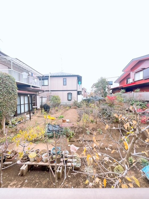 物件内観写真15　(室内からの展望)