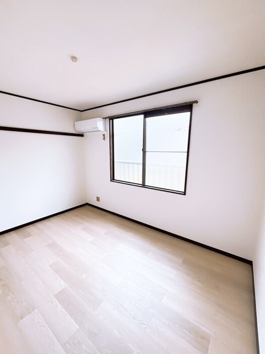 物件内観写真19　(居室)