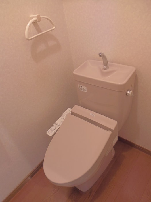 物件内観写真15　(トイレ)