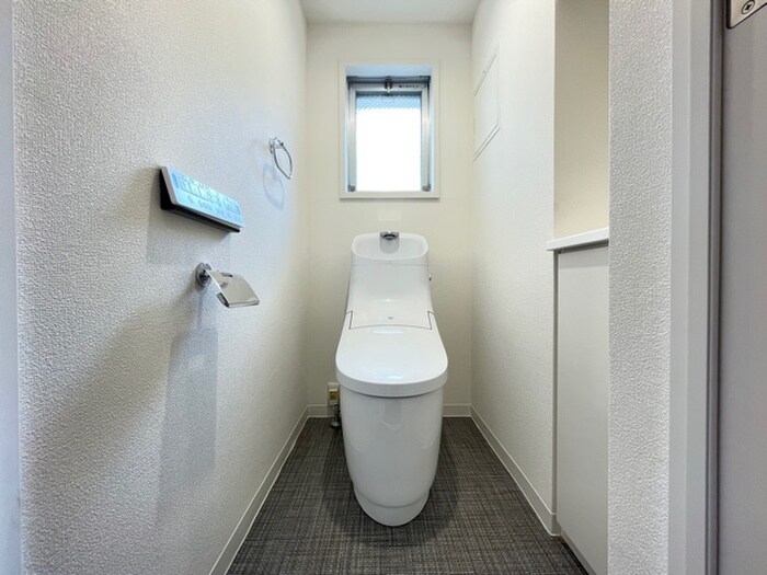 物件内観写真15　(トイレ)