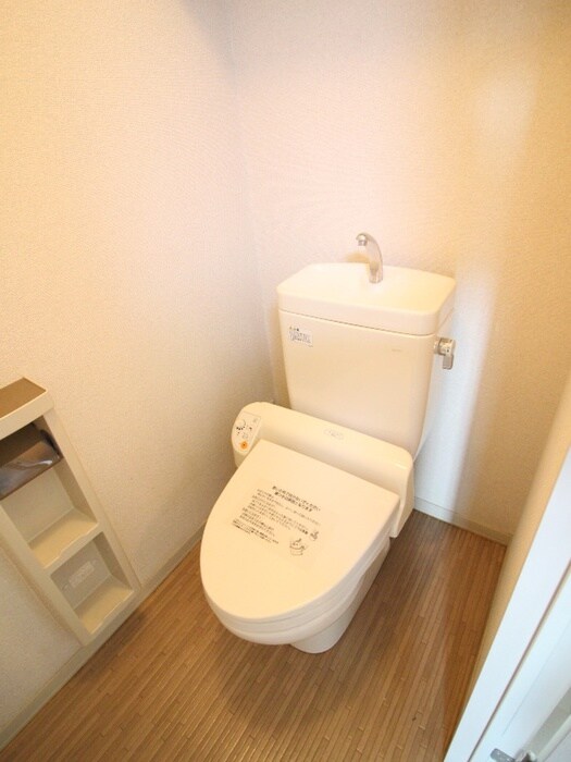 物件内観写真9　(トイレ)