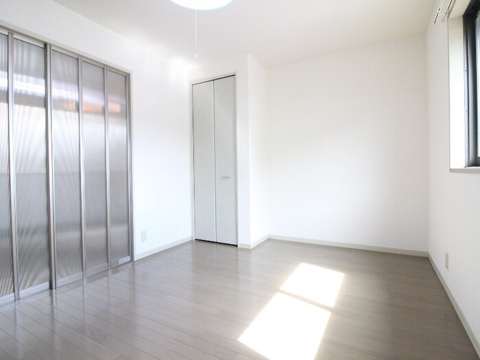 物件内観写真21　(居室)