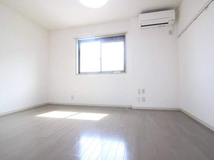 物件内観写真22　(居室)