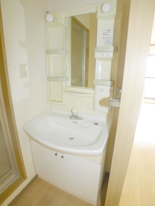 物件内観写真10　(洗面)