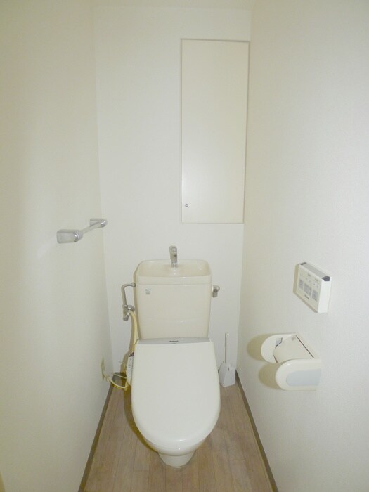 物件内観写真11　(トイレ)