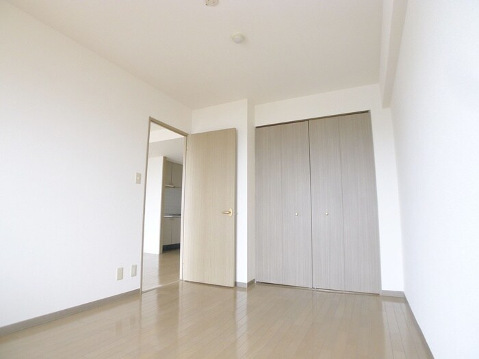 物件内観写真15　(居室)