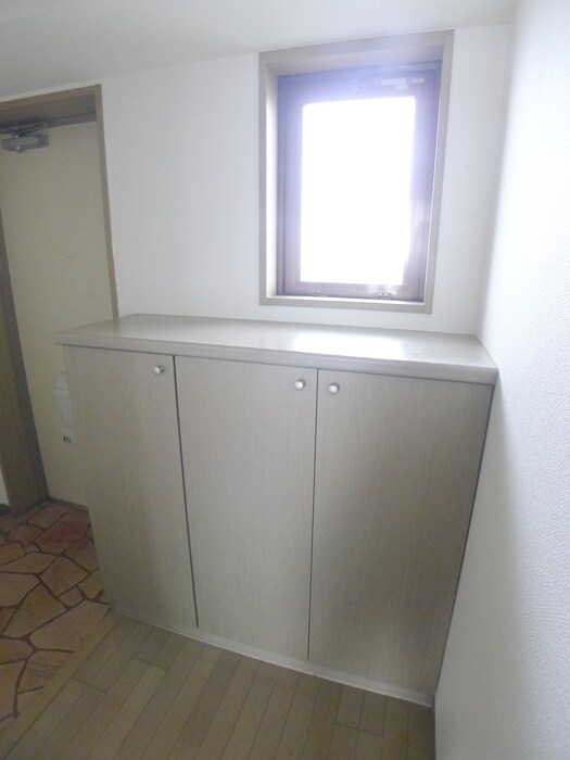 物件内観写真19　(靴箱)