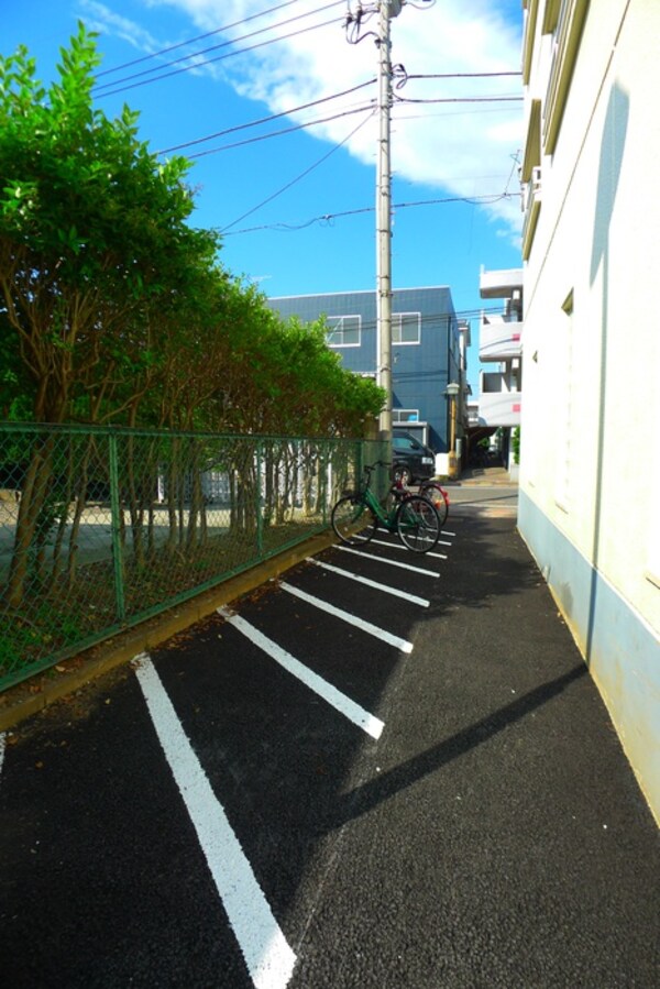 駐輪場