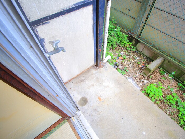 物件内観写真13　(洗濯機置場)