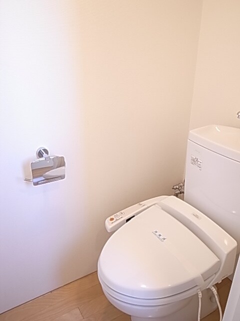 物件内観写真16　(トイレ)