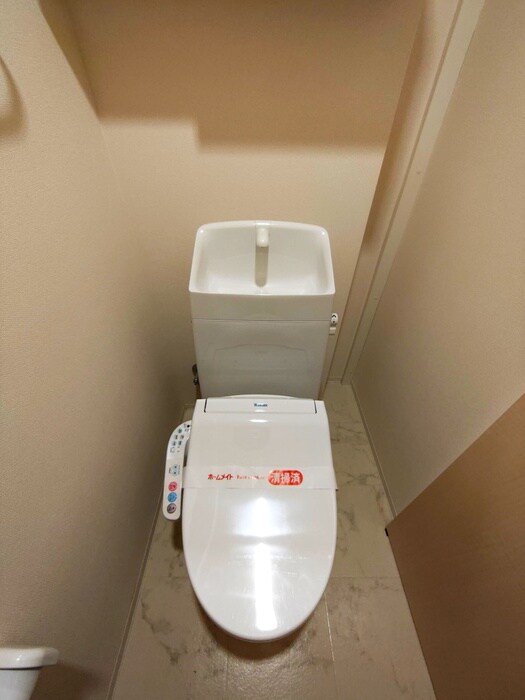 物件内観写真15　(トイレ)