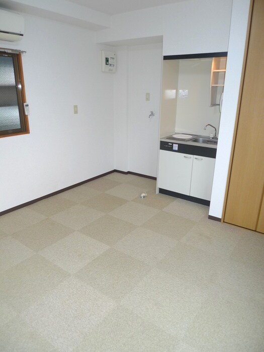 物件内観写真6　(居室)