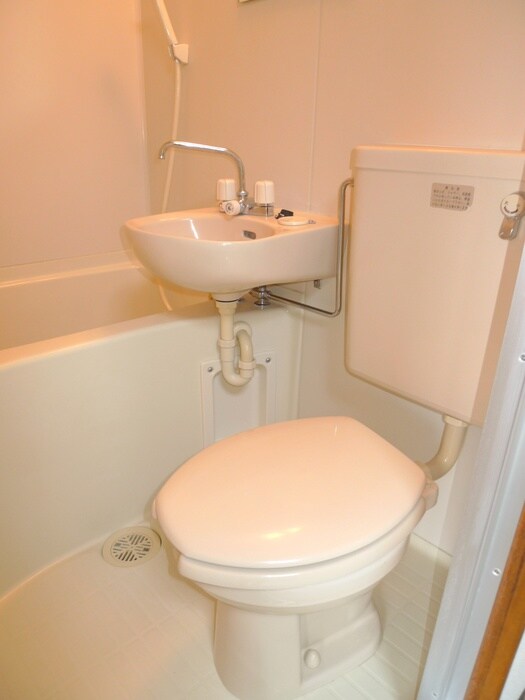 物件内観写真12　(トイレ)