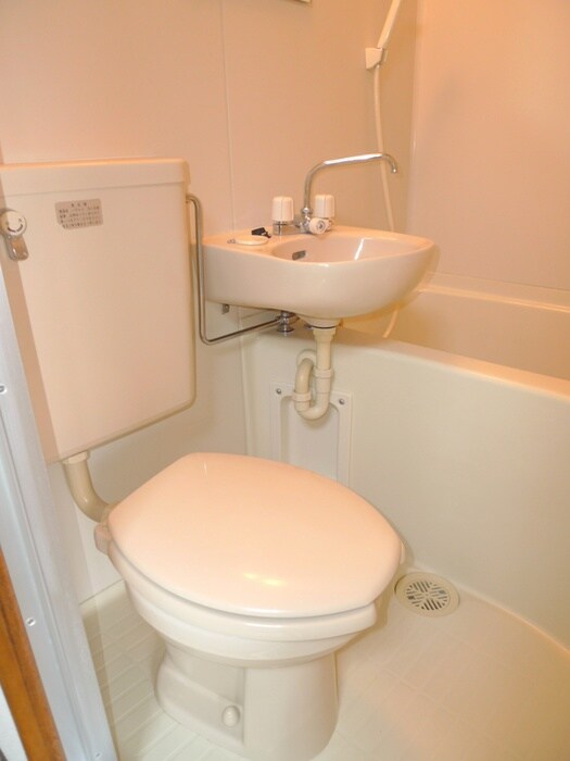 物件内観写真13　(トイレ)