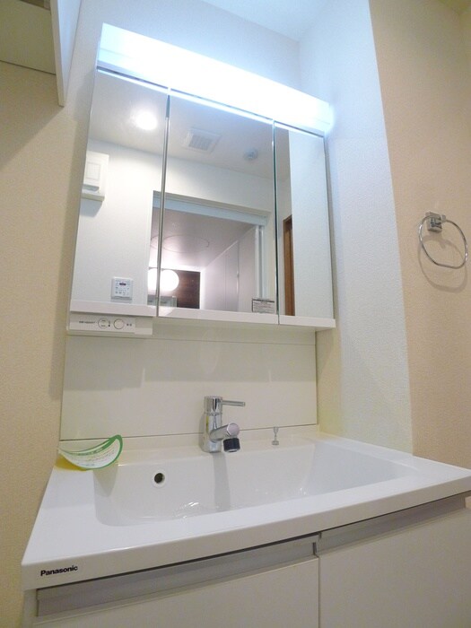 物件内観写真14　(洗面)