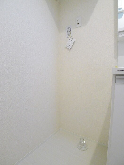 物件内観写真19　(洗濯機置場)