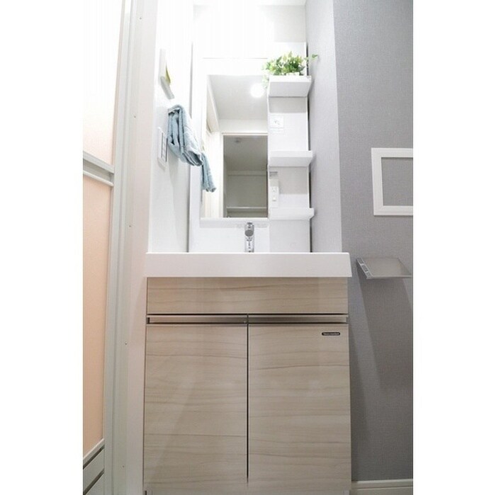 物件内観写真11　(洗面)