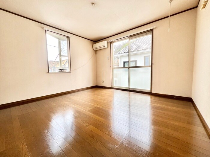 物件内観写真4　(居室)