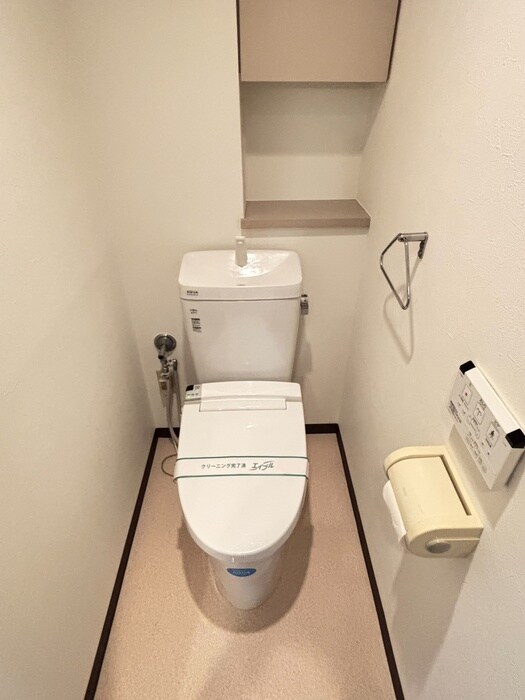 物件内観写真14　(トイレ)