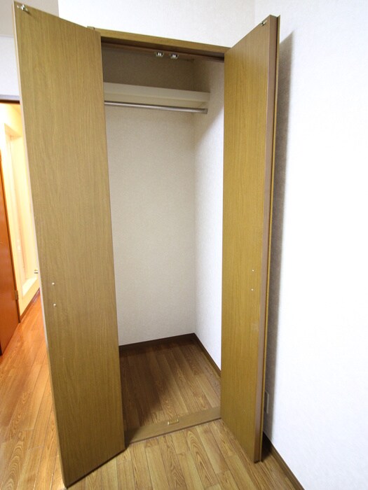 物件内観写真10　(収納)