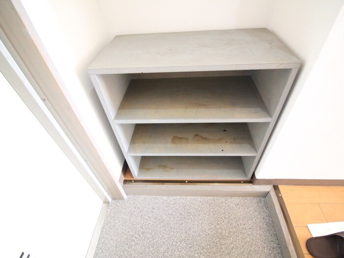 物件内観写真18　(靴箱)