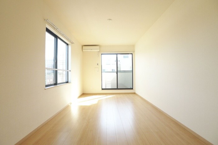 物件内観写真7　(居室)