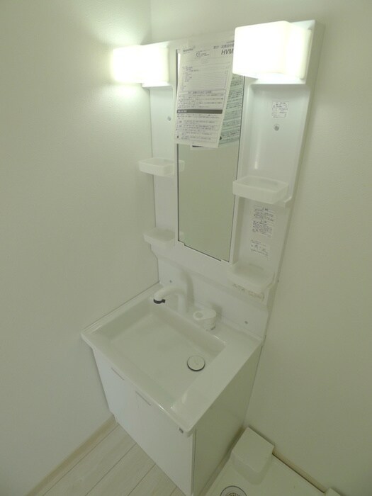 物件内観写真13　(洗面)