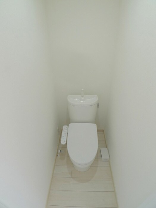 物件内観写真15　(トイレ)