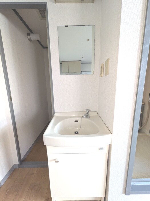 物件内観写真17　(洗面)