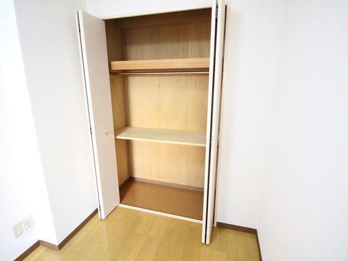 物件内観写真14　(収納)