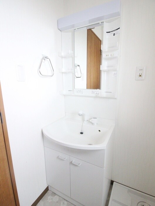 物件内観写真10　(洗面)