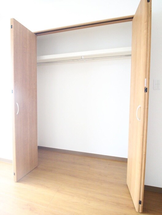物件内観写真12　(収納)