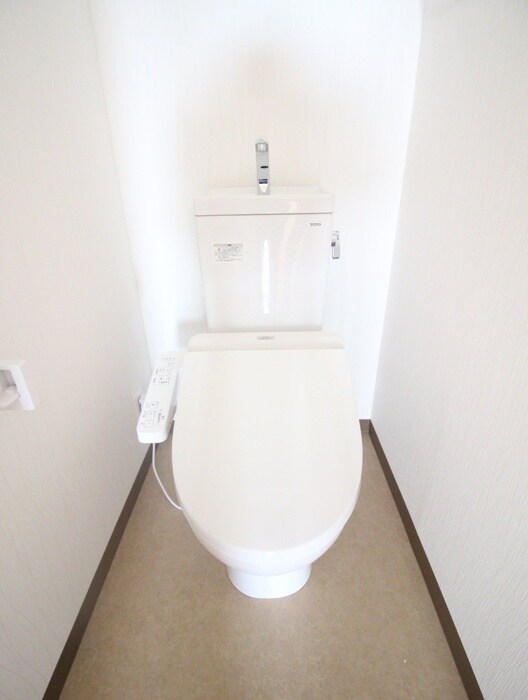 物件内観写真13　(トイレ)