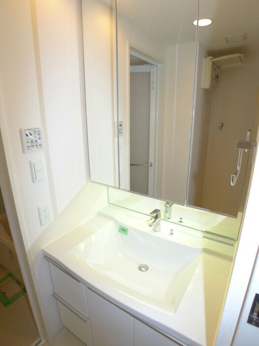 物件内観写真10　(洗面)