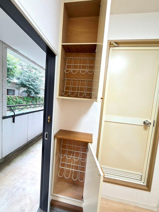 物件内観写真16　(靴箱)